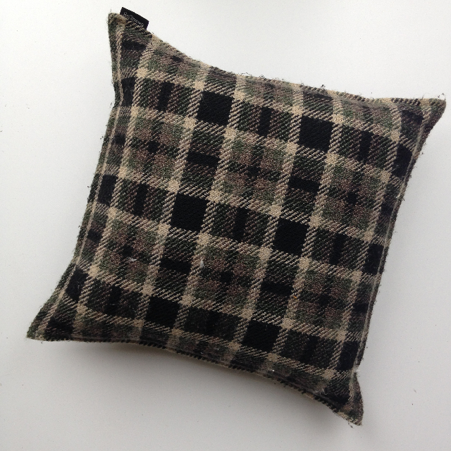 CUSHION, Tartan - Black & White